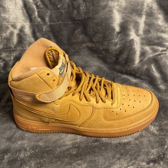 Nike Air Force 1 mid 07’ Flax - Picture 7 of 7